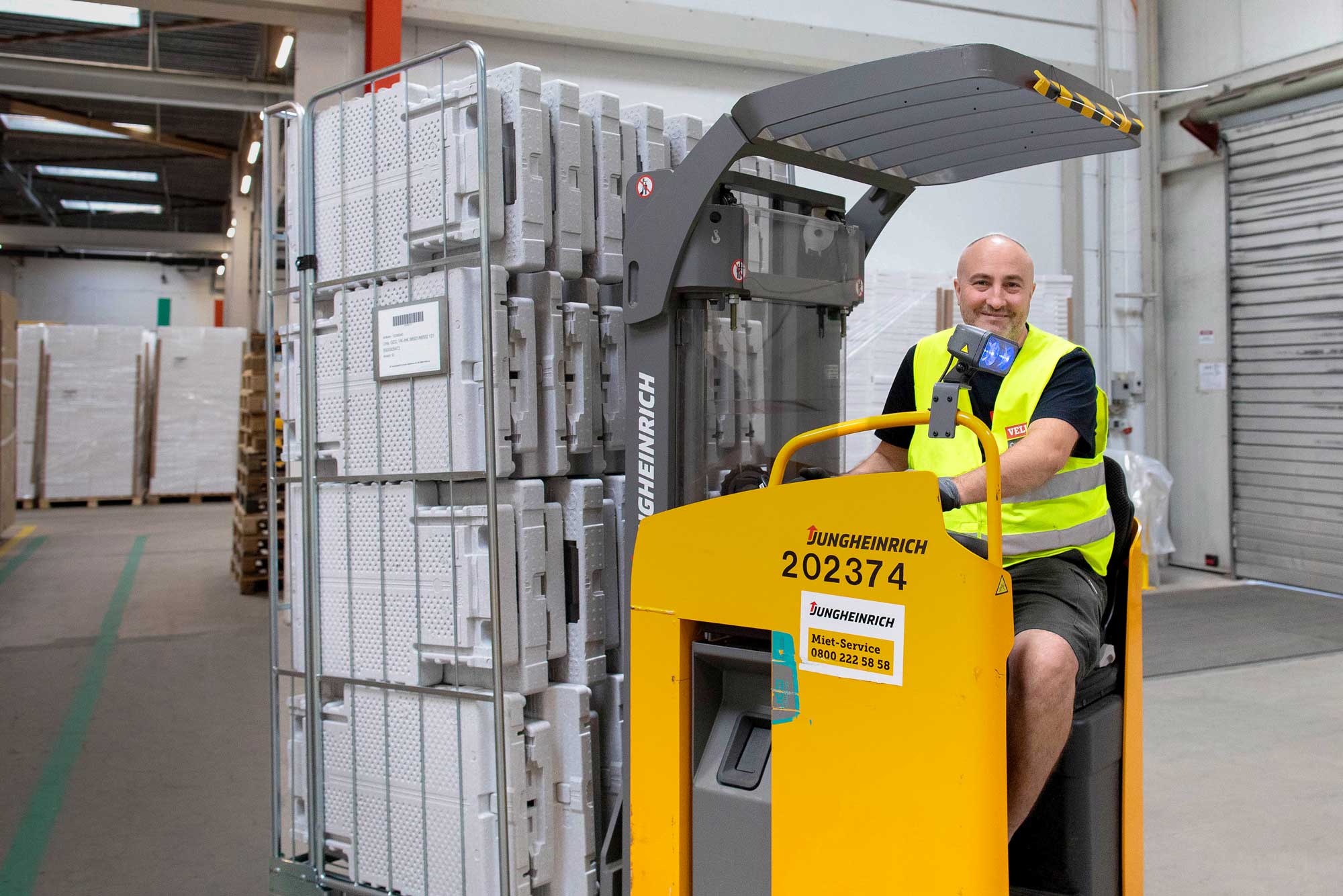 Produktionsanlage JET Schaumstoff-Formteile – Luftaufnahme